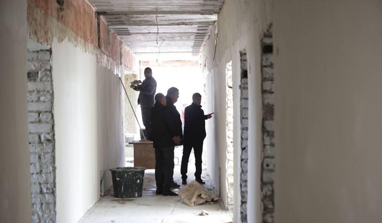 Минздрав Ульяновской области держит на контроле ремонт поликлиники рабочего посека Кузоватово.