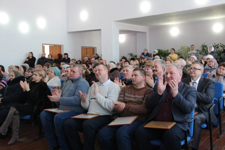 В селе Кивать прошёл праздничный концерт, посвященный 80-летнему Юбилею Ульяновской области..